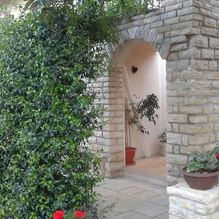 Apartment Albina Trogir