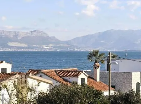 Apartment Albina Trogir